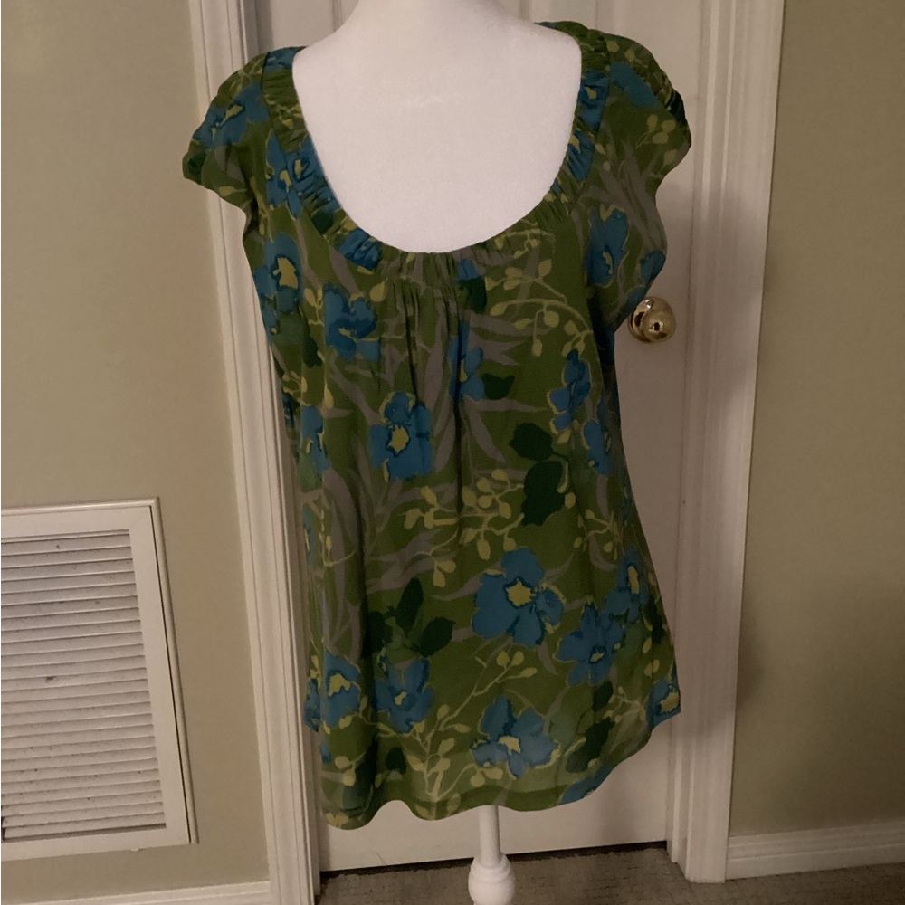 JH Collectibles Green and Blue Floral Blouse